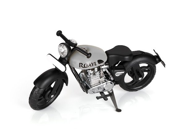 Royal Bullet Black